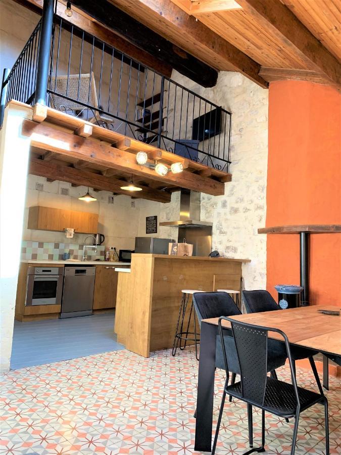 아흘르 Maison De Charme Dans Le Centre Historique , Wifi Clim 6 Pers Calme Et Confort 아파트 외부 사진