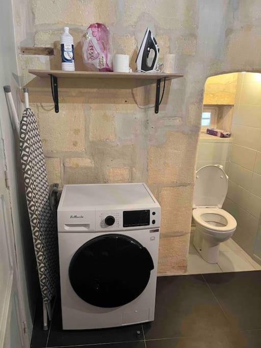 아흘르 Maison De Charme Dans Le Centre Historique , Wifi Clim 6 Pers Calme Et Confort 아파트 외부 사진