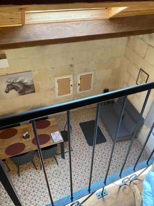 아흘르 Maison De Charme Dans Le Centre Historique , Wifi Clim 6 Pers Calme Et Confort 아파트 외부 사진
